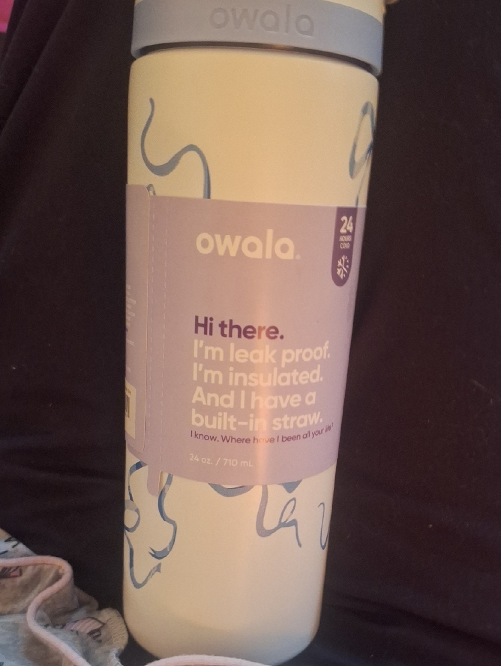 Owala Insulated Bottle Urban Outfiþers Limited Ed Cream with Light Blue Accents